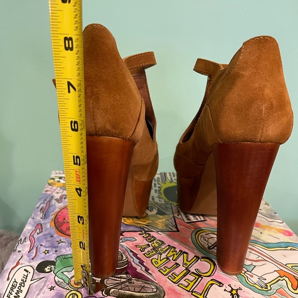 Jeffrey Campbell Foxy Tan Suede platform wood heel - Picture 4 of 16